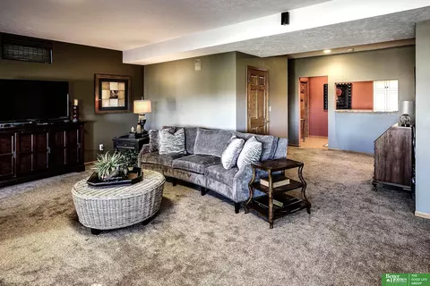 12804 Eagle Run Dr, Omaha, NE 68164 photo 43