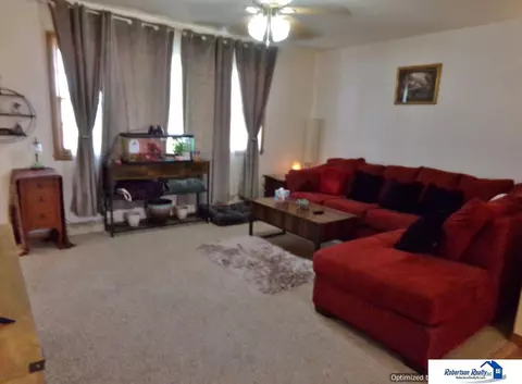 Living - 1835 Washington St, Beatrice, NE 68310 photo 2 of 7