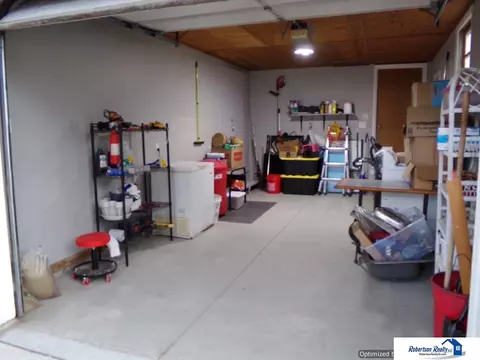Exterior - 1835 Washington St, Beatrice, NE 68310 photo 6 of 13