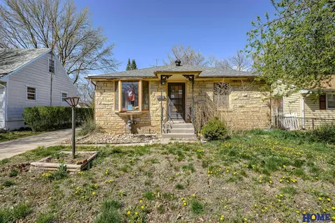 5130 Adams St, Lincoln, NE 68504