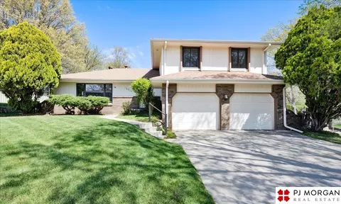 13016 Marinda Cir, Omaha, NE 68144