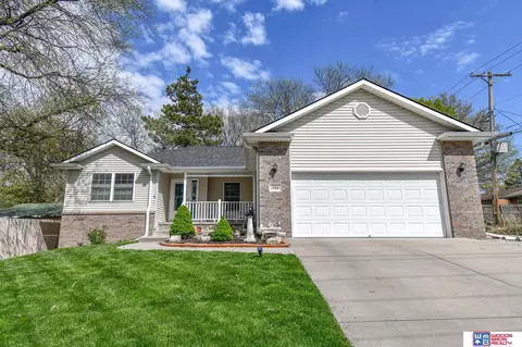 1420 N 69th St, Lincoln, NE 68505