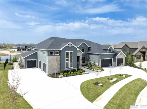 6312 N 293rd Cir, Valley, NE 68064