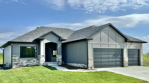 9210 Turkey Creek Rd, Lincoln, NE 68520