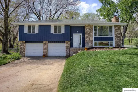 918 S 216 St, Elkhorn, NE 68022