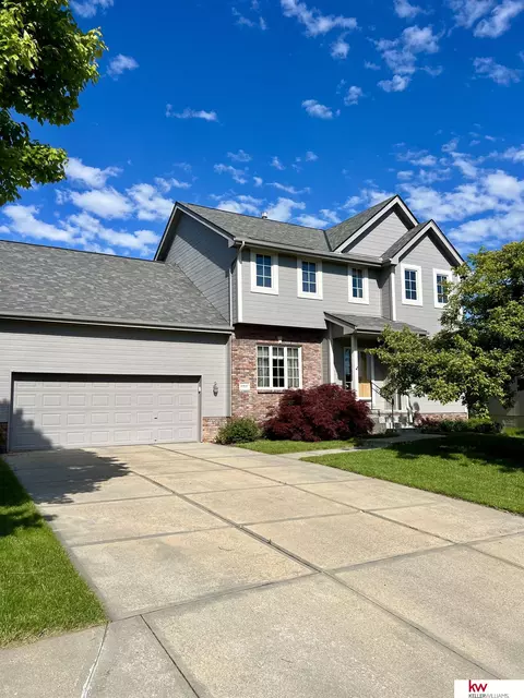 11920 S 51 St, Papillion, NE 68133