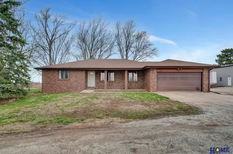 6709 N 98th St, Lincoln, NE 68505
