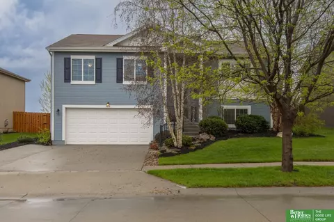 7419 N 143 St, Omaha, NE 68142