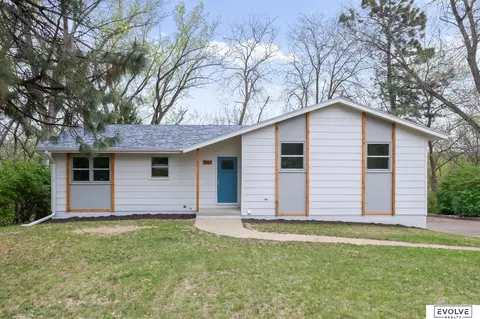 7847 N 54 Ave, Omaha, NE 68152