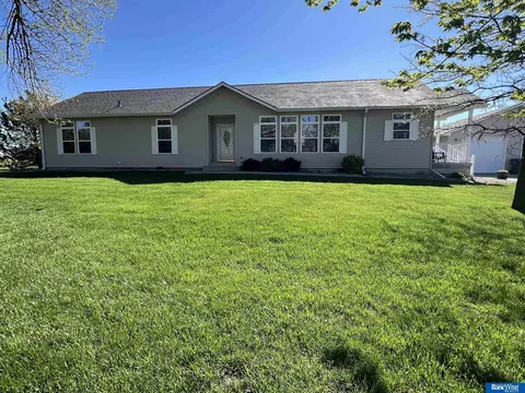 303 S 3rd St, Hampton, NE 68843 photo 5