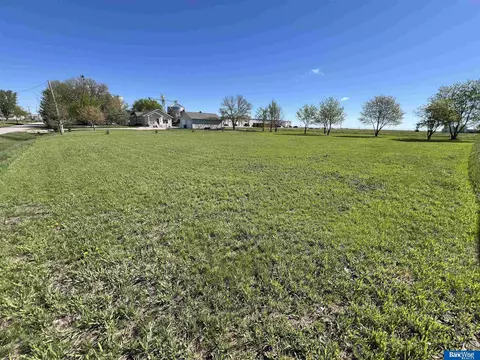 303 S 3rd St, Hampton, NE 68843 photo 18