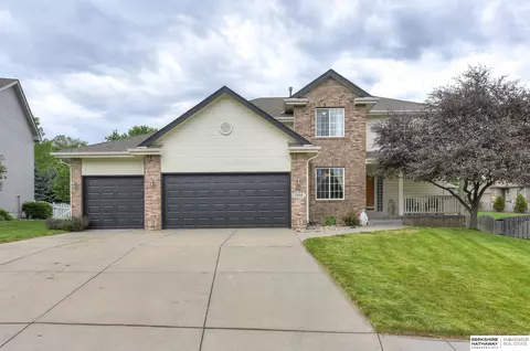 7008 S 174 St, Omaha, NE 68136