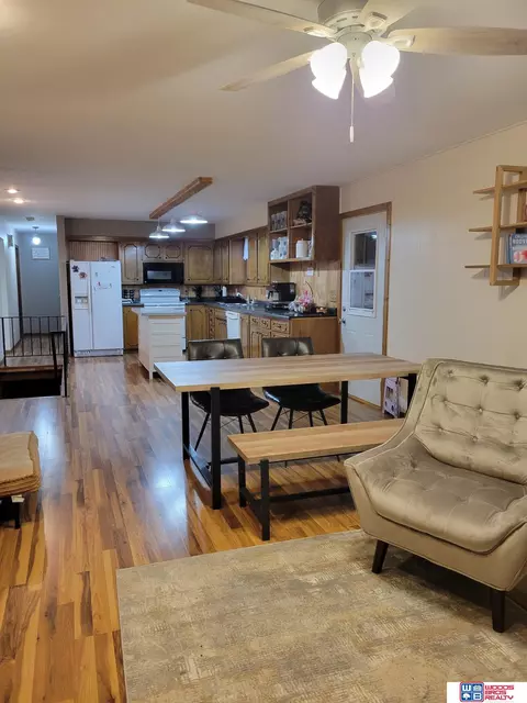 1001 Darwin St, Beatrice, NE 68310 photo 9