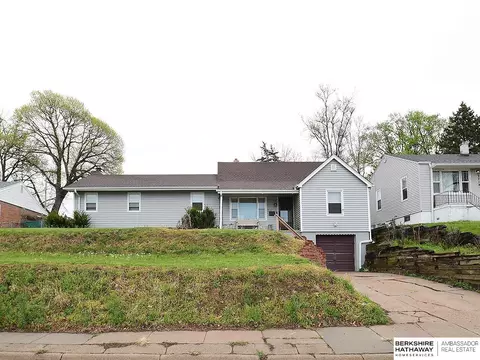 3723 N 54th St, Omaha, NE 68104