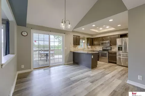 2933 N 155 Cir, Omaha, NE 68116