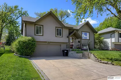2416 N 112th St, Omaha, NE 68164