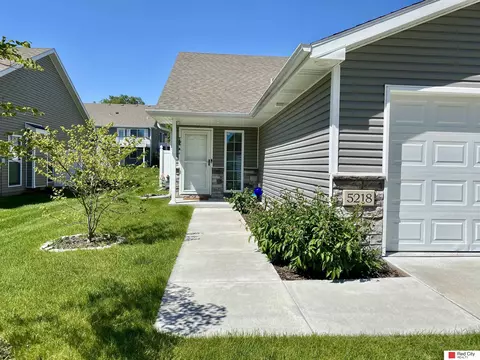 5218 Linden St, Lincoln, NE 68516