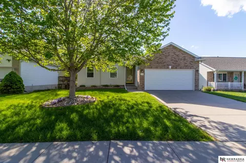 7321 S 21st St, Lincoln, NE 68512