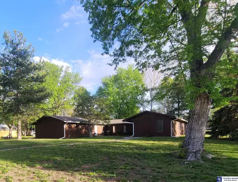 919 E 2nd St, York, NE 68467