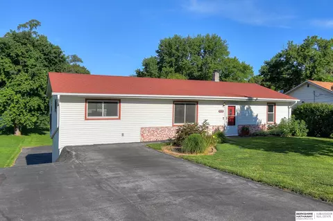 4018 N 84th St, Omaha, NE 68134