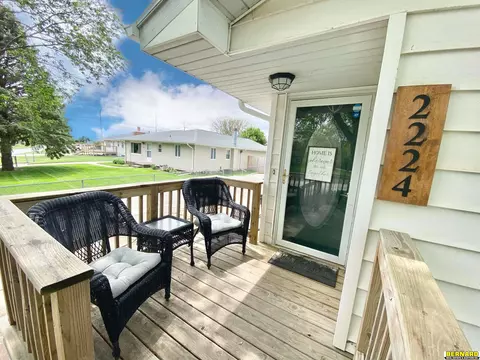 2224 Lincoln Ave, Plattsmouth, NE 68048