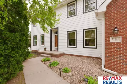 17455 U St, Omaha, NE 68135