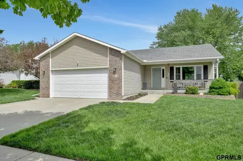 2618 W Washington St, Lincoln, NE 68522