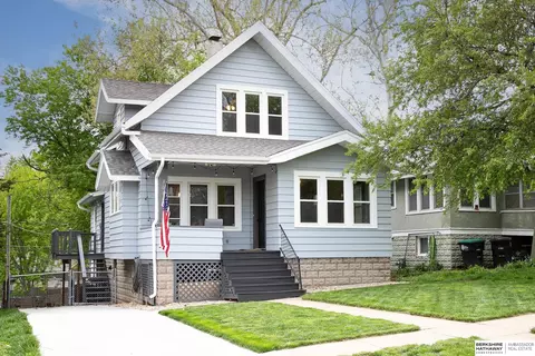 3014 S 34th St, Omaha, NE 68105