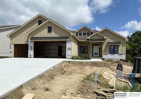 4307 S 219th St, Elkhorn, NE 68022