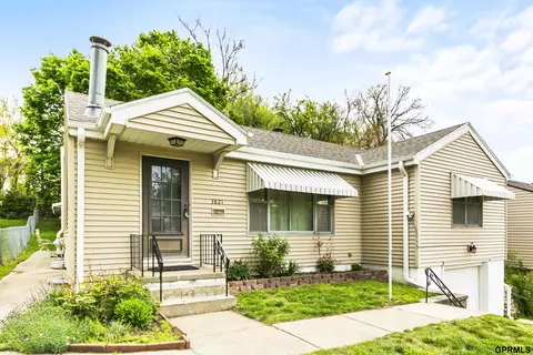 3821 N 65th Ave, Omaha, NE 68104