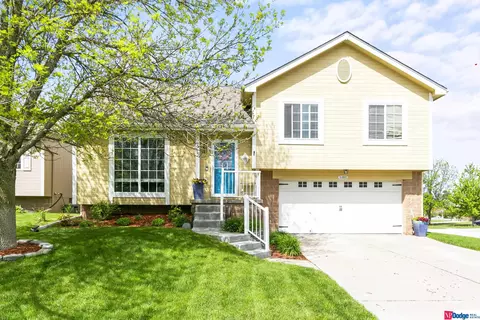 5302 S 188th St, Omaha, NE 68135