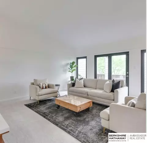 1126 County Road X #9A, Fremont, NE 68025