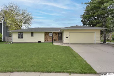 2405 Peterson Ave, Fremont, NE 68025
