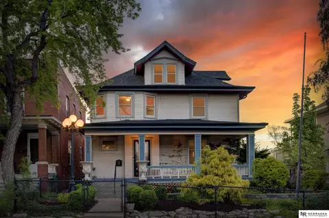 3036 Cass St, Omaha, NE 68131