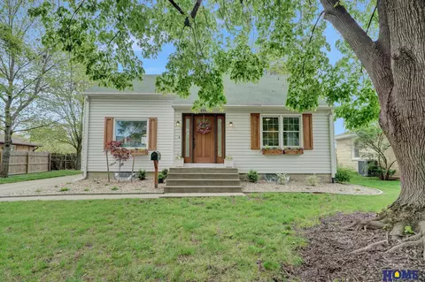 4333 Mohawk St, Lincoln, NE 68510