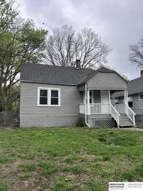 3724 N 44 St, Omaha, NE 68111
