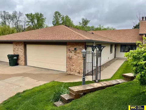 955 N 16 St, Blair, NE 68008