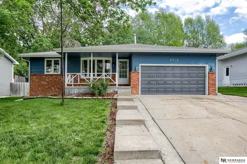 6152 NW 12th St, Lincoln, NE 68521