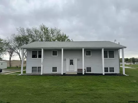 707 Bluffs St, Shelby, IA 51570