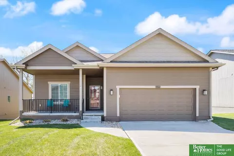 8166 S 190 St, Omaha, NE 68136