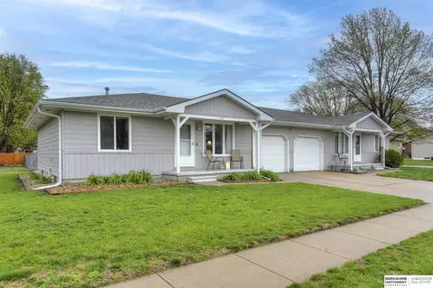 1710-1720 Iowa St, Fremont, NE 68025
