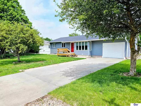 402 N Ohio Ave, York, NE 68467