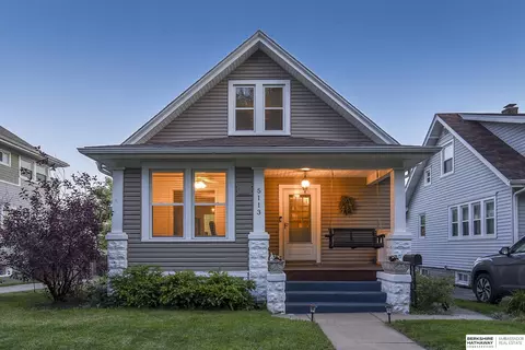5113 Burt St, Omaha, NE 68132