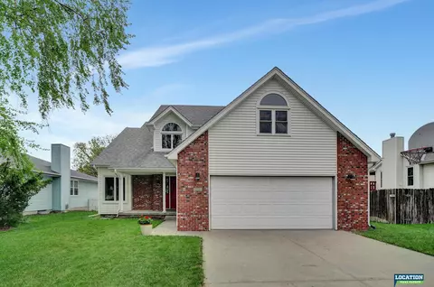 251 W Cuming St, Lincoln, NE 68521