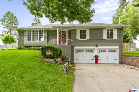 2333 S 80th Ave, Omaha, NE 68124