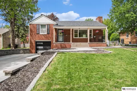 2130 S 38th Ave, Omaha, NE 68105
