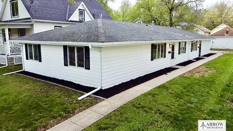 1823 Euclid Ave, Lincoln, NE 68502