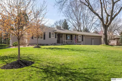 324 N 91st St, Omaha, NE 68114
