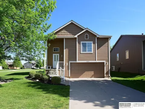14274 Redick Ave, Omaha, NE 68164