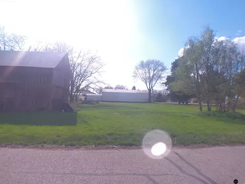 n 2nd street n, Elmwood, NE 68349